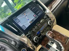 2020 Toyota Alphard 2.5L Hybrid Luxury, белый — фото 8