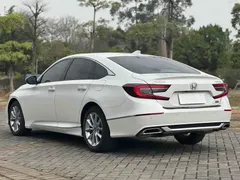 2022 Honda Accord 260TURBO Luxury, белый — фото 7