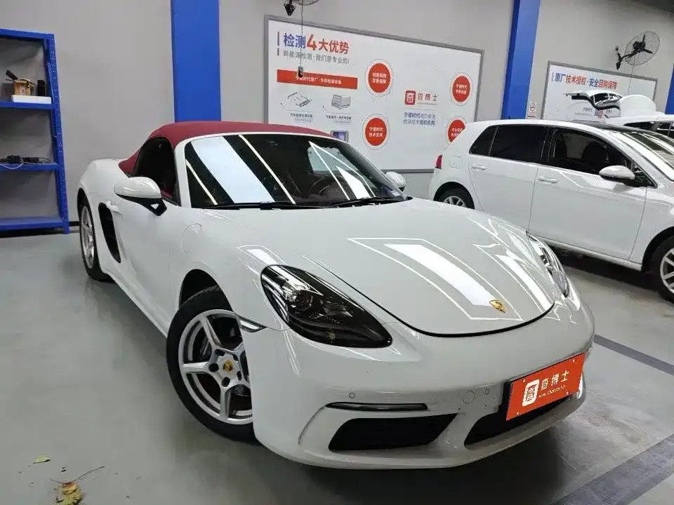 2022 Porsche 718 Boxster 2.0T