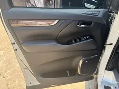 2021 Toyota Alphard Hybrid 2.5L Premium, белый — фото 7