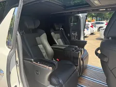 2021 Toyota Alphard Hybrid 2.5L Premium, белый — фото 11