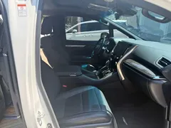 2021 Toyota Alphard Hybrid 2.5L Premium, белый — фото 13