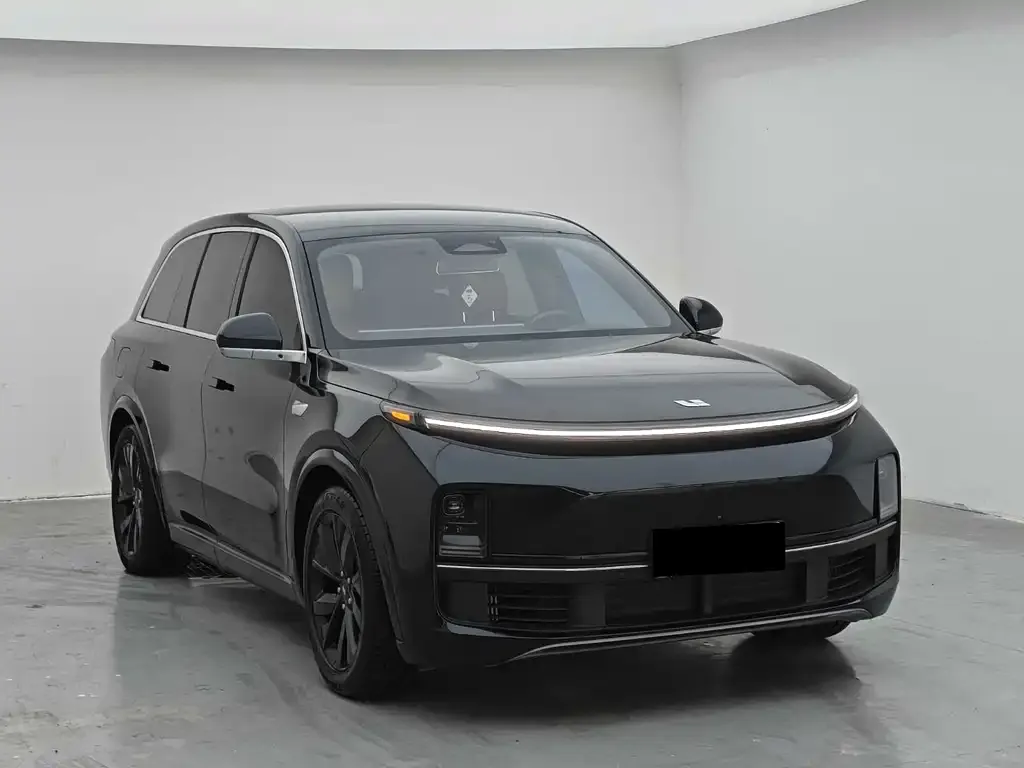 2023 Li Auto L8