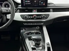 2022 Audi A4L 40 TFSI Fashion — фото 12