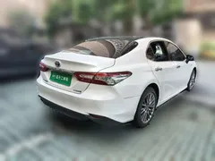 2019 Toyota Camry Hybrid 2.5HG Luxury, белый — фото 4