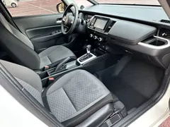 2021 Honda Fit 1.5L CVT, белый — фото 6