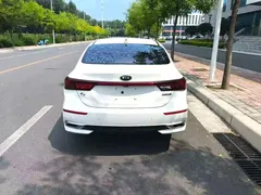 2020 Kia Cerato 1.5L CVT Fashion, белый — фото 10