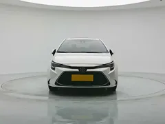 2022 Toyota Levin 185T CVT Luxury, белый — фото 2