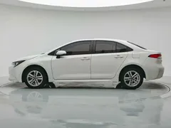 2022 Toyota Levin 185T CVT Luxury, белый — фото 7