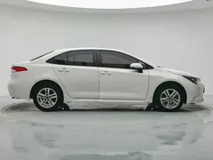 2022 Toyota Levin 185T CVT Luxury, белый — фото 8