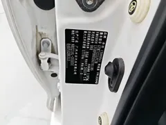 2022 Toyota Levin 185T CVT Luxury, белый — фото 17