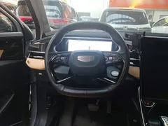 2023 Geely Atlas L 1.5TD DCT Premium — фото 11