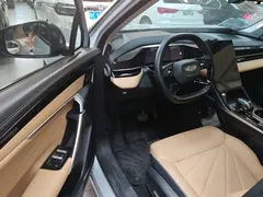 2023 Geely Atlas L 1.5TD DCT Premium — фото 16