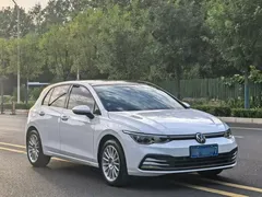 2021 Volkswagen Golf 280TSI DSG Pro, белый — фото 3