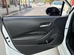 2022 Toyota Levin 185T CVT Luxury, белый — фото 18