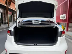 2022 Toyota Levin 185T CVT Luxury, белый — фото 19