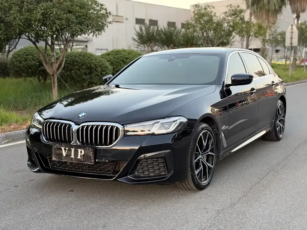 2022 BMW 5 Series 530Li Premium M Sport Package