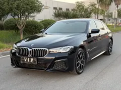 2022 BMW 5 Series 530Li Premium M Sport Package, чёрный — фото 1