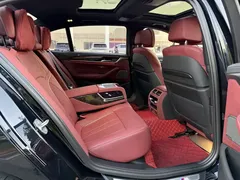 2022 BMW 5 Series 530Li Premium M Sport Package, чёрный — фото 9