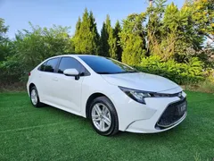 2022 Toyota Levin 185T CVT Luxury, белый — фото 3