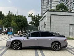 2024 Xpeng P7+ Ultra Long Range Max — фото 3