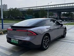 2024 Xpeng P7+ Ultra Long Range Max — фото 6