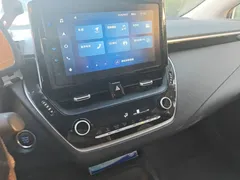 2021 Toyota Corolla TNGA 1.5L CVT Elite, белый — фото 9