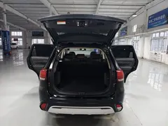 2021 Mitsubishi Outlander 2.4L 4WD 5-seat, чёрный — фото 8