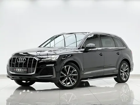 2021 Audi Q7 55 TFSI quattro S line Sport