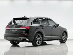 2021 Audi Q7 55 TFSI quattro S line Sport, чёрный — фото 4