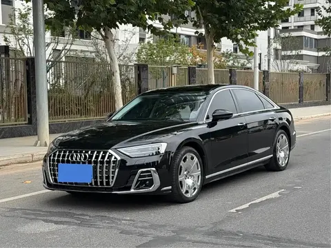 2022 Audi A8L 50 TFSI quattro Comfort Collector's Edition