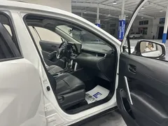 2023 Toyota Frontlander 2.0L CVT Leading, белый — фото 13