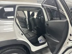 2023 Toyota Frontlander 2.0L CVT Leading, белый — фото 14