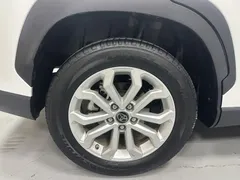 2023 Toyota Frontlander 2.0L CVT Leading, белый — фото 18