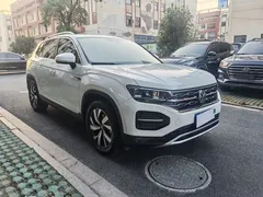 2022 Volkswagen Tayron 330TSI 2WD Luxury Smart Connect, белый — фото 3