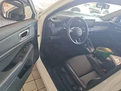 2023 Honda Vezel 1.5L CVT Elite, белый — фото 12