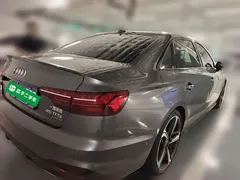 2022 Audi A4L 45 TFSI quattro Select Dynamic — фото 3