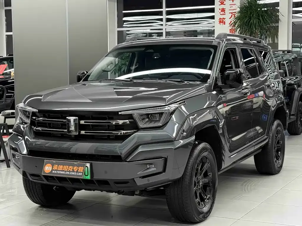 2023 Tank 400 Hi4-T PHEV