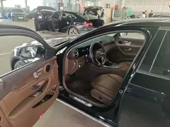 2022 Mercedes-Benz E-Class E 350 e L PHEV Sedan, чёрный — фото 2