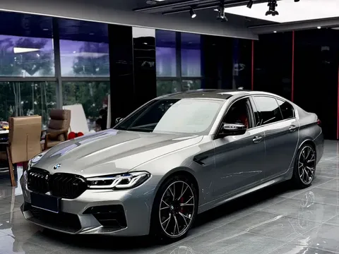 2021 BMW M5