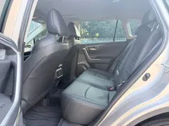 2023 Toyota Wildlander 2.0L CVT 4WD Luxury Plus — фото 10