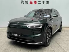 2026 Aito M7 EREV Ultra 4WD 5-seat 192-line Lidar, зелёный — фото 1