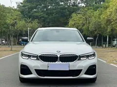 2022 BMW 3 Series 320Li M Sport Package, белый — фото 2