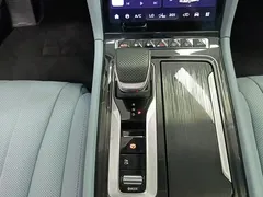 2025 Hongqi H5 PHEV 170 — фото 16