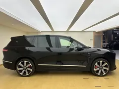 2026 Nio ES8 5-Seat Executive Signature, чёрный — фото 17