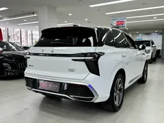 2025 Hongqi HS3 PHEV 117km, белый — фото 11
