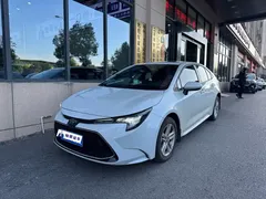 2021 Toyota Levin 185T CVT Luxury, белый — фото 1