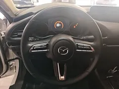 2023 Mazda 3 2.0L AT, белый — фото 11