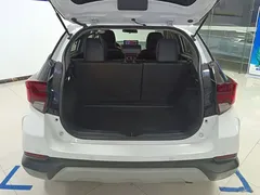 2021 Toyota Yaris L Zhixuan X 1.5L CVT Luxury, белый — фото 4