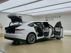 2024 Nio ET7 75kWh Executive, белый — фото 8